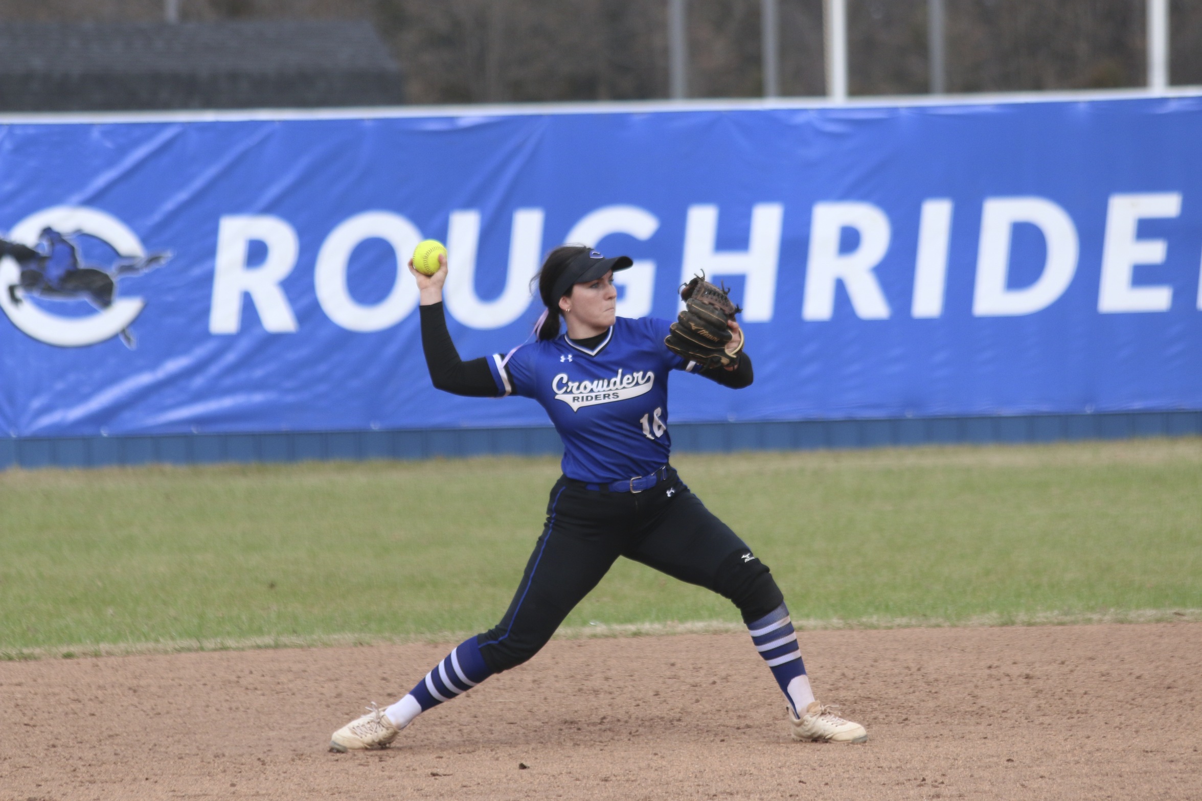 Roughriders Earn State Fair Sweep, Fall Short in Road Doubleheader
