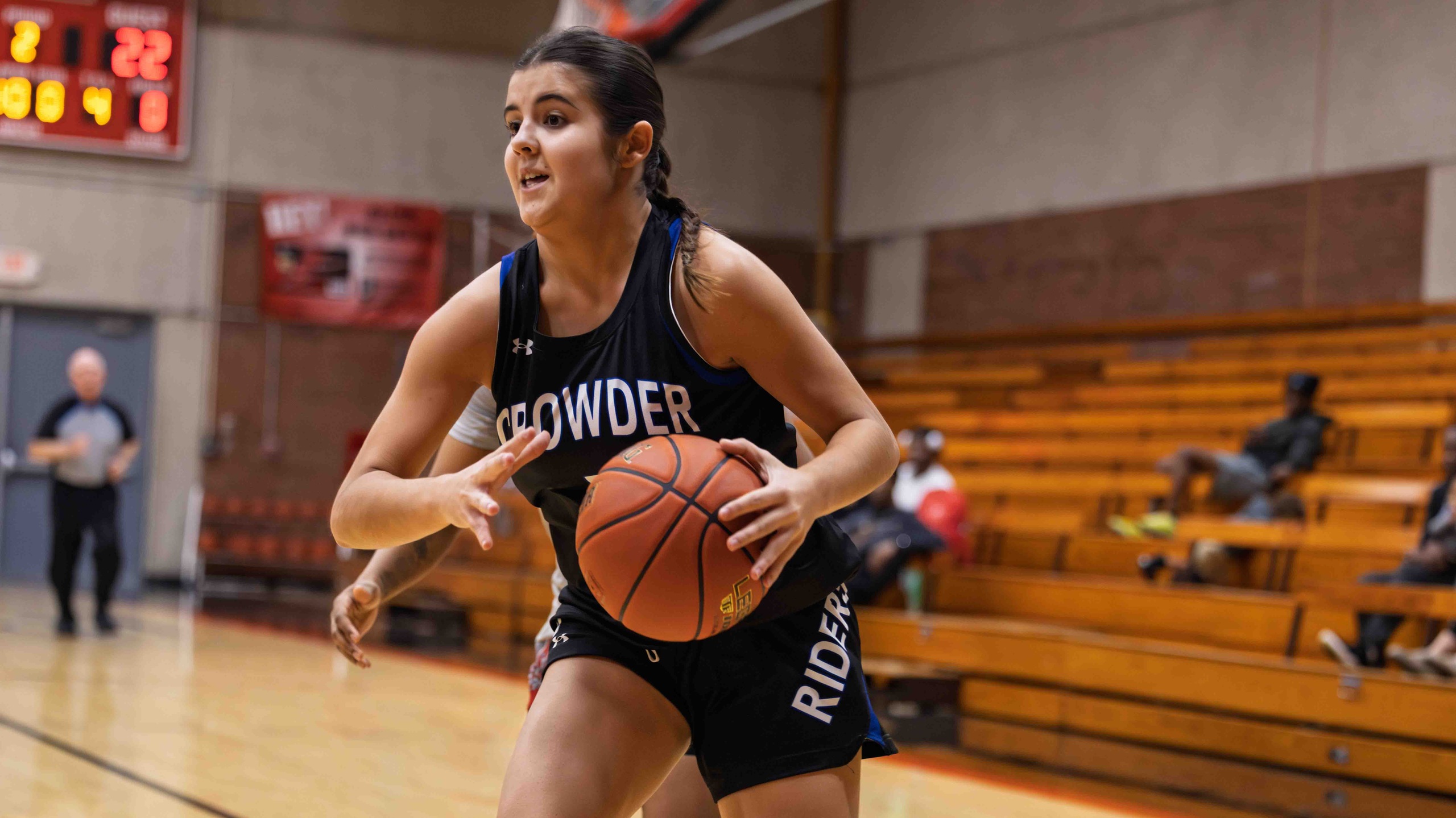 Crowder Fends Off Mineral Area for 73&ndash;69 Home Victory